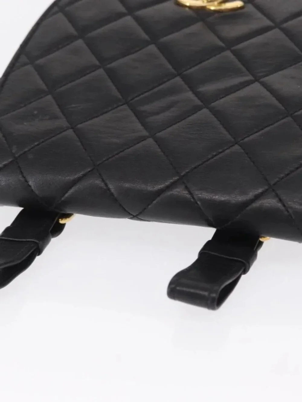 CHANEL Pouch Lamb Skin Black Gold CC Auth 165615